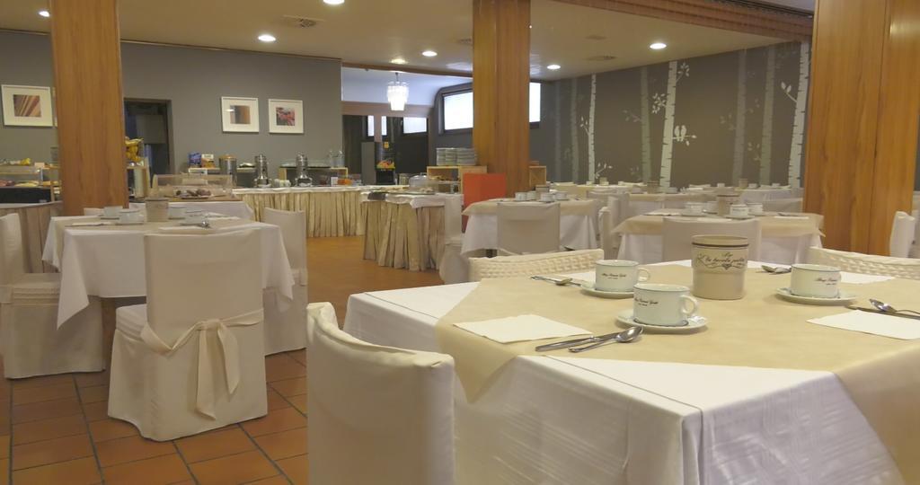 Hotel Centro Benessere Gardel Arta Terme Exterior foto